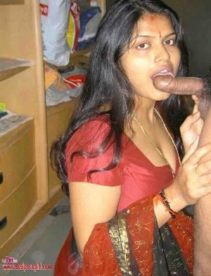Desi Blowjob Lollipop_33.jpg Desi Lollipop Gallery